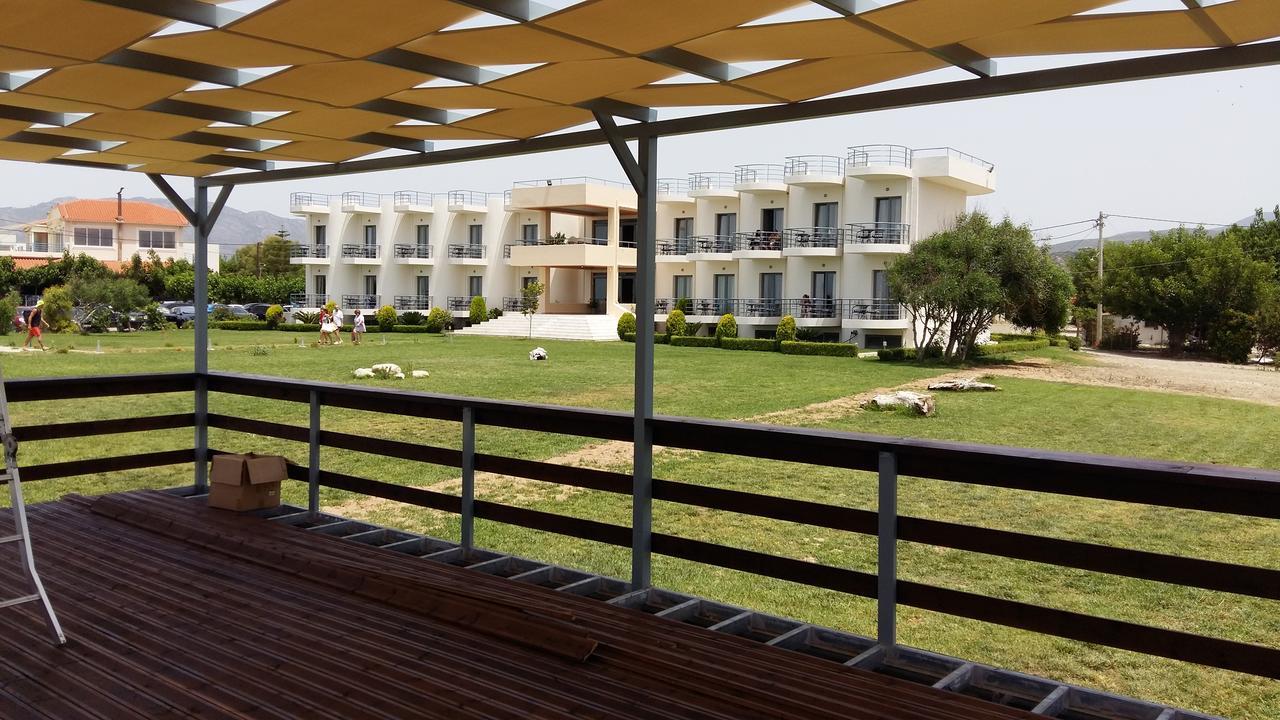 Ostria Hotel Kakovatos Beach 자하로 외부 사진