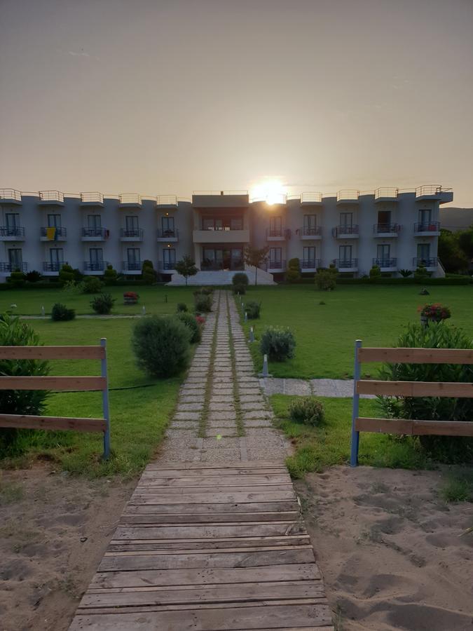 Ostria Hotel Kakovatos Beach 자하로 외부 사진